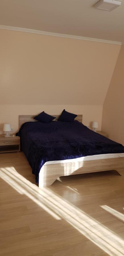 Boglarka Apartman Hajdúszoboszló Buitenkant foto