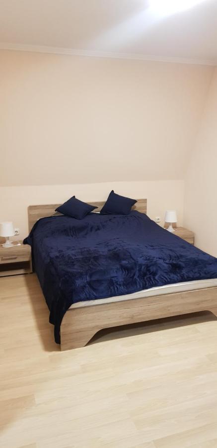 Boglarka Apartman Hajdúszoboszló Buitenkant foto