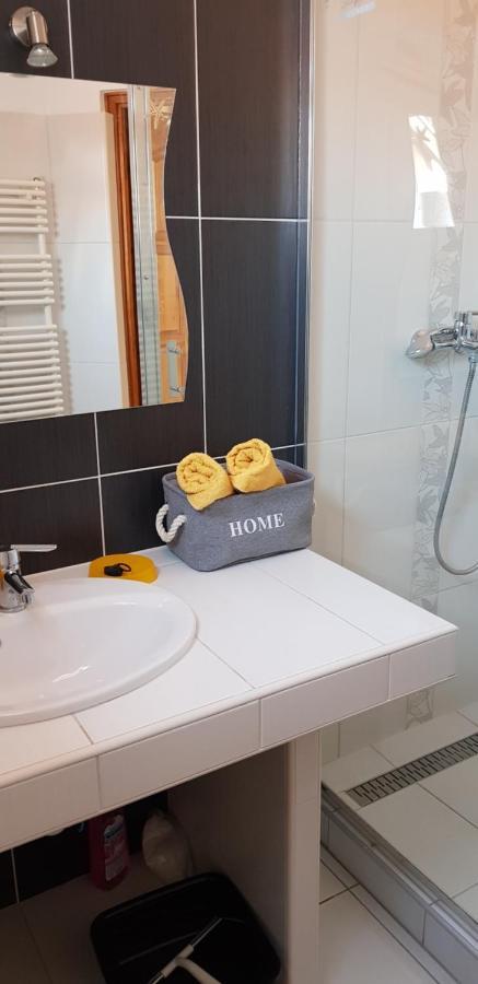 Boglarka Apartman Hajdúszoboszló Buitenkant foto